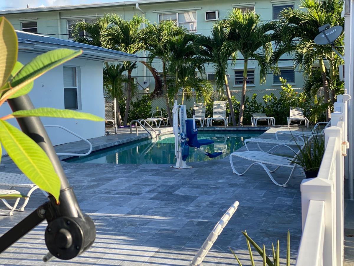 Pelican By The Sea Pompano Beach Exterior foto